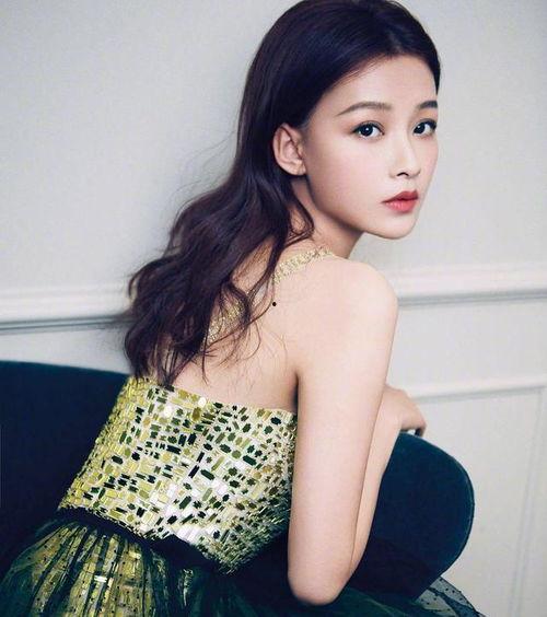 娱乐吃瓜孙怡视频播放下载,播放下载量飙升