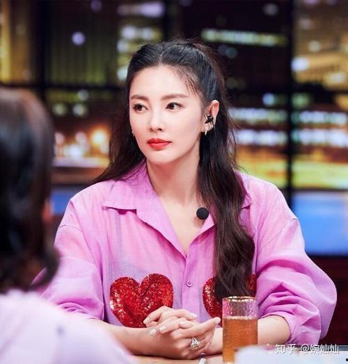 娱乐圈吃瓜兔子是谁,揭秘其背后的真实身份